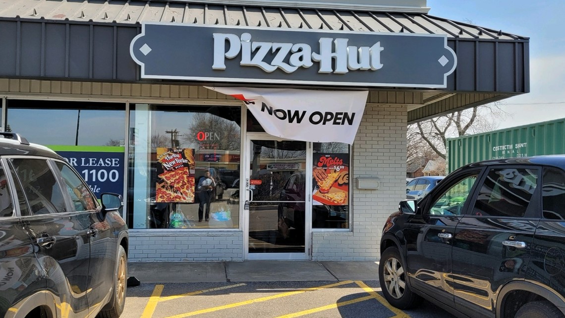 when is pizza hut opening in buffalo