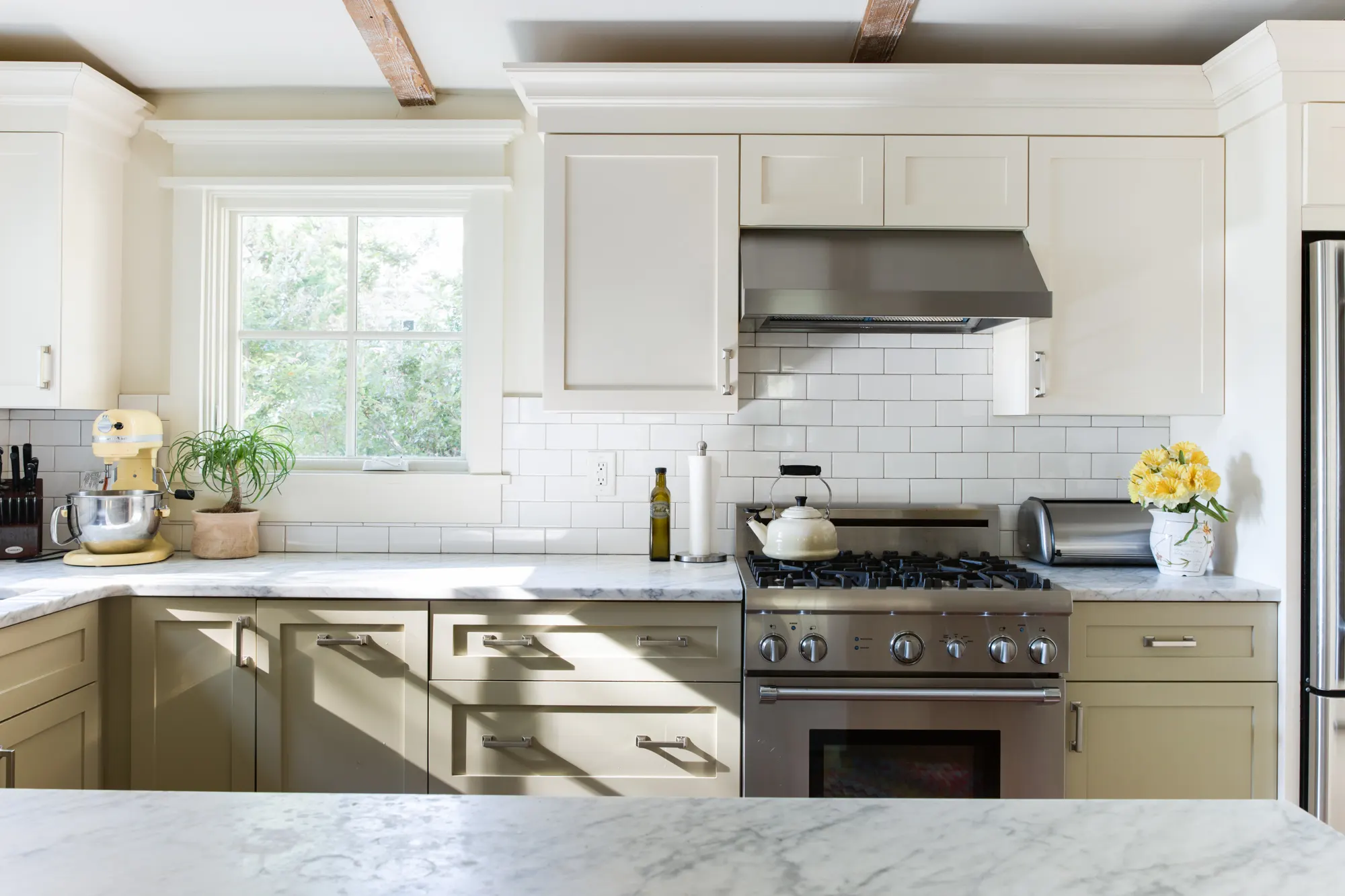 Transitional Kitchens