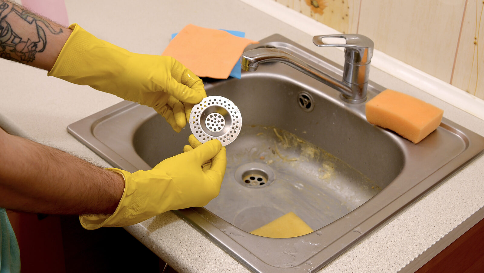 How To Clean Smelly Kitchen Drain