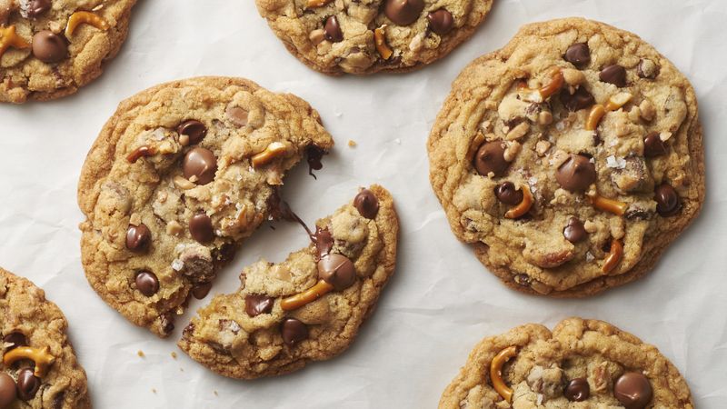 What Are Kitchen Sink Cookies