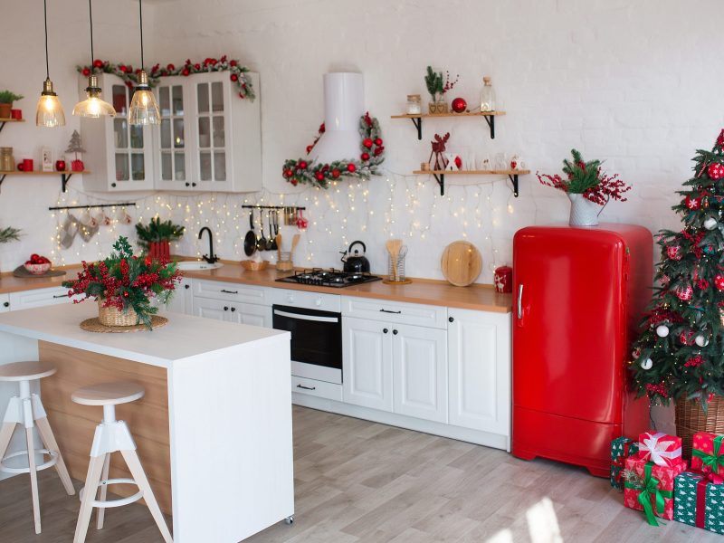 Christmas Decorations Above Kitchen Cabinets